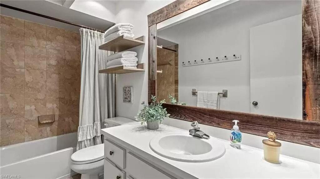 Bokeelia Condo, Pool & Fishing & Boat Dock Екстериор снимка
