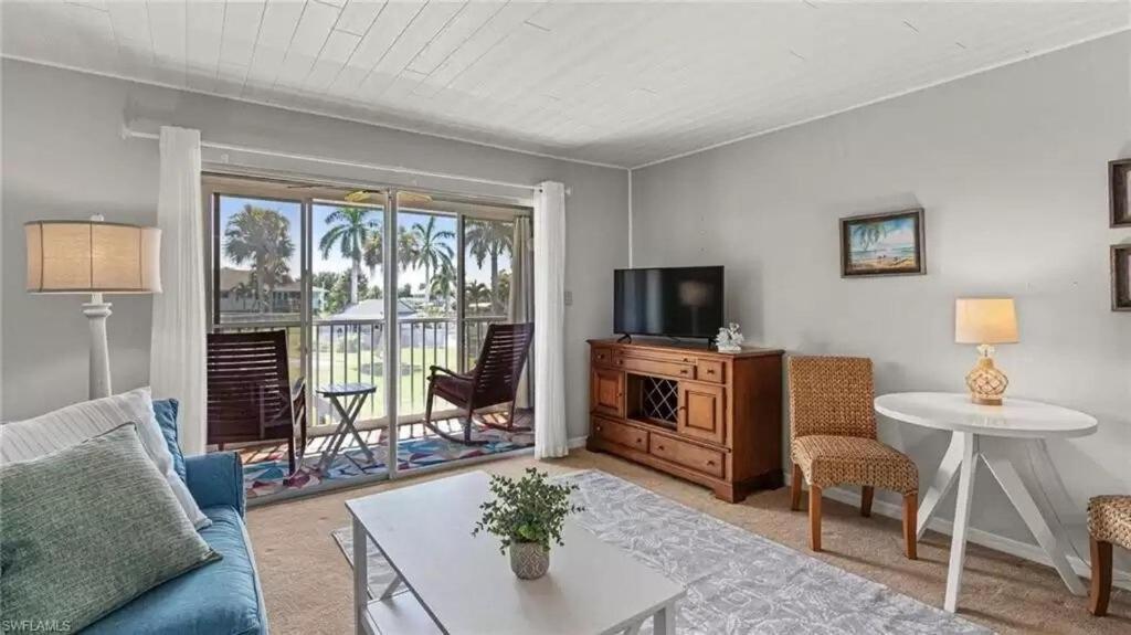 Bokeelia Condo, Pool & Fishing & Boat Dock Екстериор снимка
